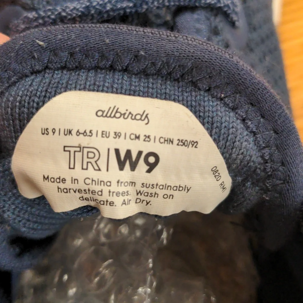 Allbirds Navy Tree Runner Sneakers Size 9 - Picture 8 of 12